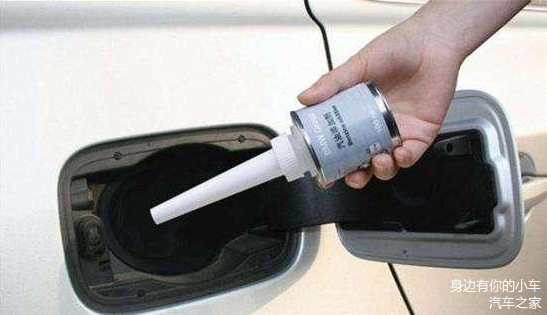 这种行为看似爱汽车 其实是在毁车 新手已中招