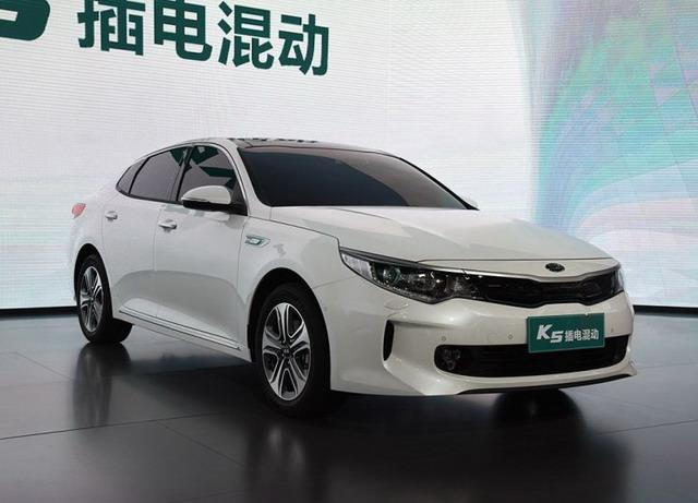 起亚k5 phev下半年上市 百公里油耗仅1.3l