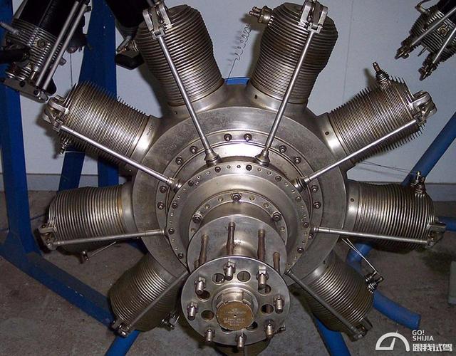 旋转气缸星型发动机但现在很多国外人民也喜欢把这种发动机装在汽车