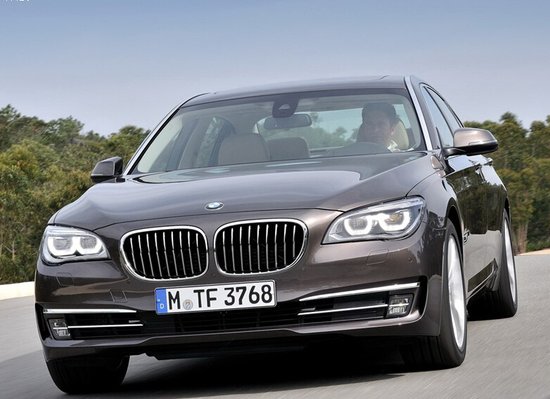 级别全尺寸为新一代平台的第5代宝马7系预计会在2008年年底替代e65