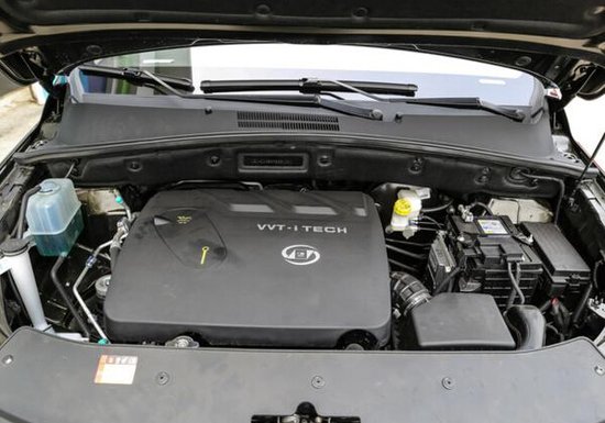 動力方面: 1.8l vvt-i全鋁發動機 愛信5速手動變速箱 ◆ 1.