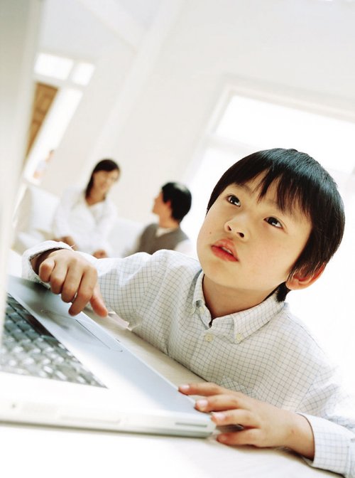 如何让孩子在上网时更安全