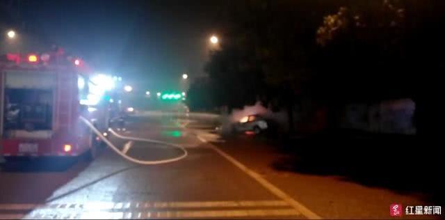 南充男子酒驾撞车致车辆起火 怕处罚选择离开