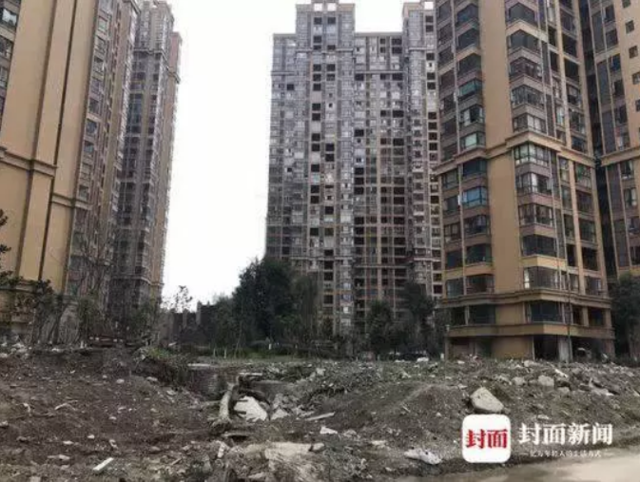 绵阳一开发商贿赂房管股长 300余套房“一房二卖”