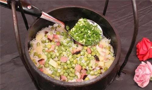 必吃美食五: 巴山铁罐饭