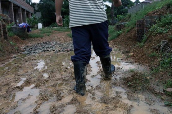 80后农夫唐亮:离不开土地 我返乡创业-麻辣杂谈-麻辣社区
