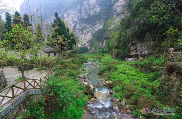 "水墨"顺河村村中美景据了解,永胜乡顺河村是进入大瓦山景区的"门户.