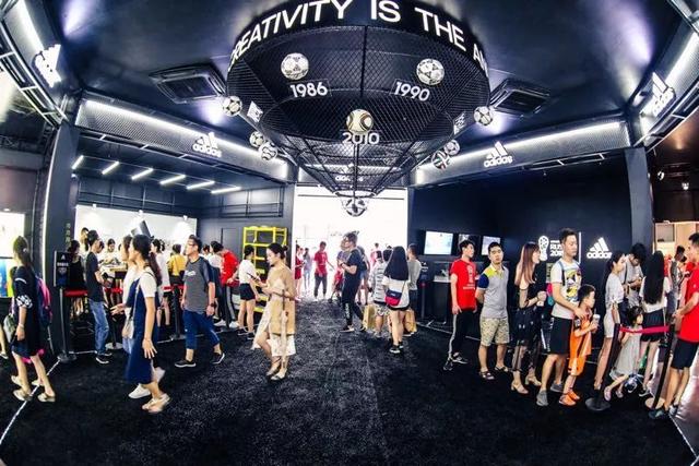 这家创意纷呈路演席卷全国六城 万人同享世界杯狂欢