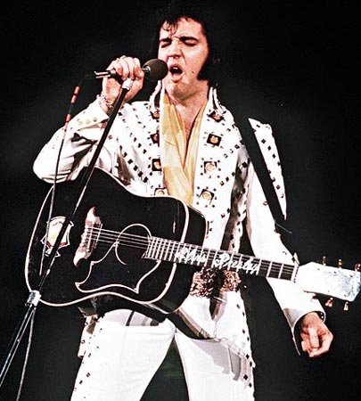 求猫王love me 中文歌词.中文的歌词啊.