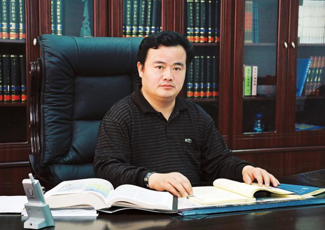 万里丹山迎碧凤 半生芳华送飞鹏