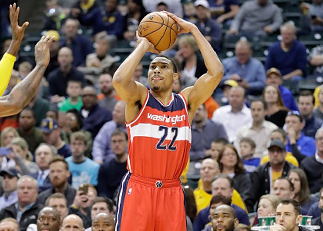 视频-波特集锦 高效波特三分球10中6平生涯记录