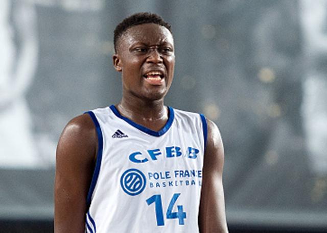 2019年nba选秀首轮第15顺位:塞古-敦布亚