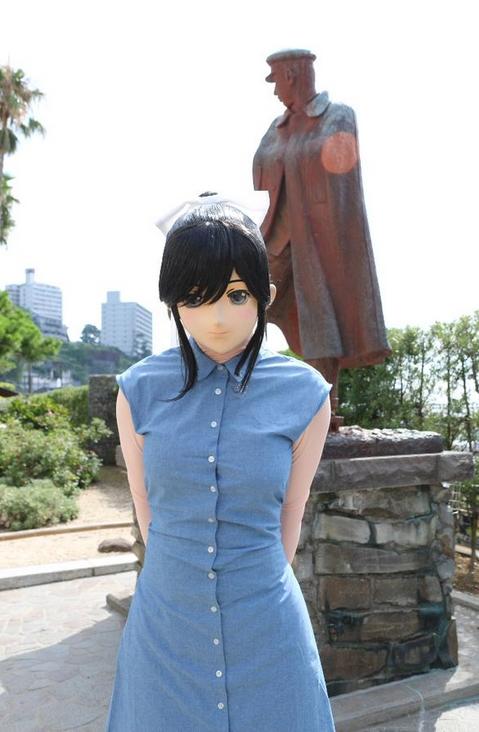 岛国人真会玩穿着爱花人偶装热海旅游