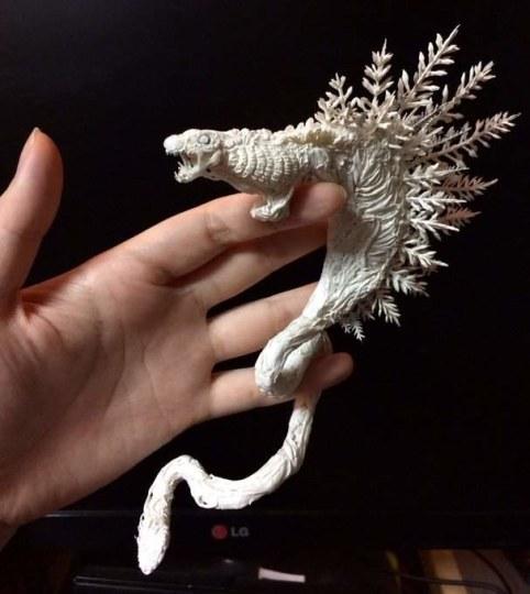 超逼真日网友自制哥斯拉蒲田君耳饰