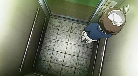 可怕！日本女网友深夜直播电梯诡异现象