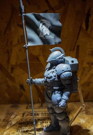 小岛秀夫工作室标志"LUDENS" 粘土人化 可动可发光