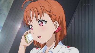 樱内梨子被胸袭之后,感觉受到了不小的惊吓,汗毛都竖起来了.
