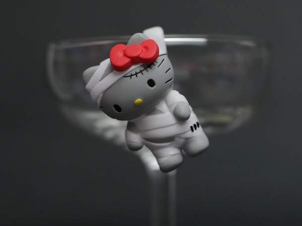 这样的僵尸请给我一打!hello kitty杯缘子发售