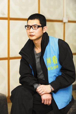 枪杀4警察 狂魔成瑞龙获死刑 曾在渝持枪抢劫