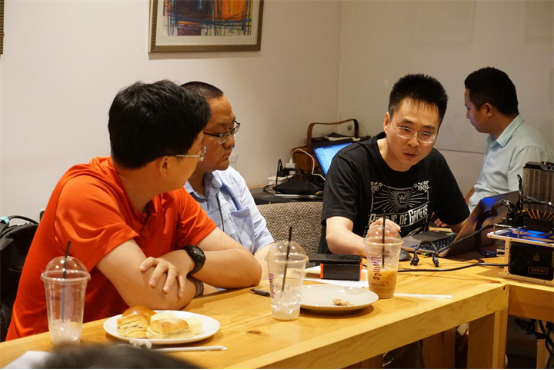 华硕X570主板和NAVI显卡新品说明会在京举办