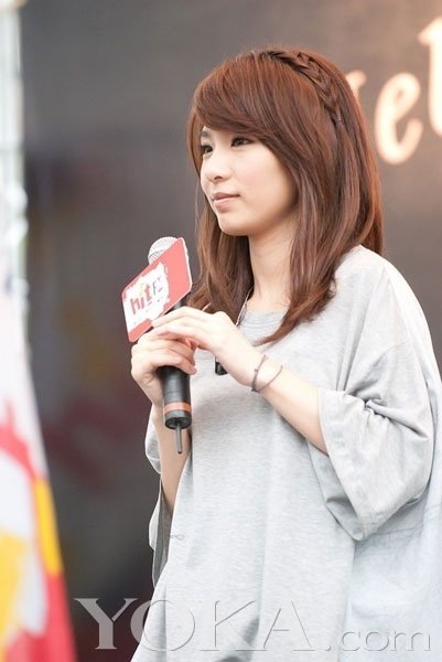 清纯风大作 hebe素颜秀纯美