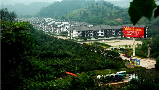 中国乡村旅游GDP_中国gdp增长图(3)