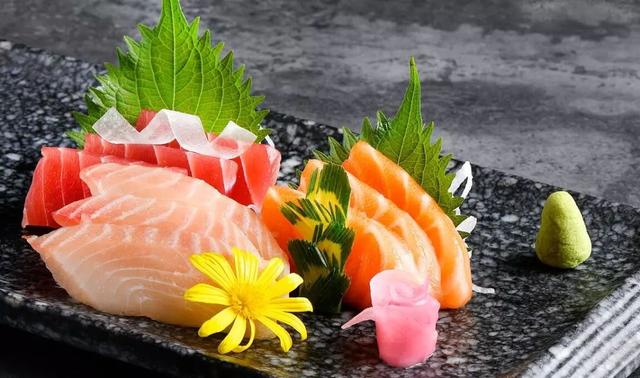 (图片源于网络)6969热爱生食的人认为,生吃是更