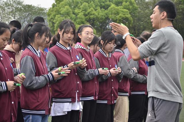 地理课堂新玩法定向越野走进广益中学