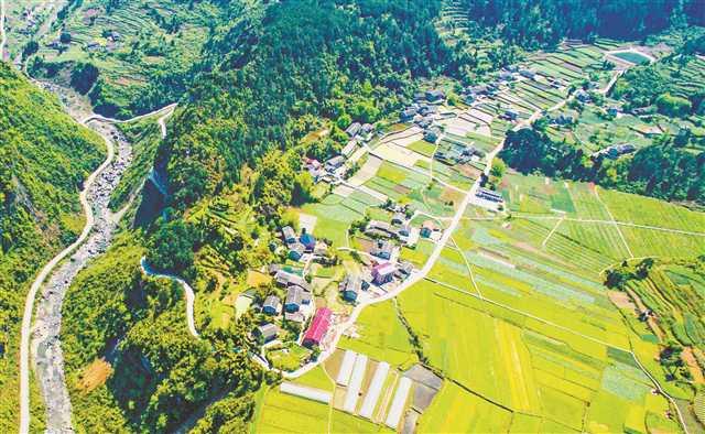 南川构建“九高四铁一机场多环线”交通格局