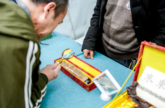 璧山微刻非遗技艺 亮相2019重庆时光城市创意秀