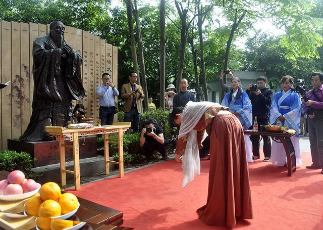 九九家风项目启幕 重庆南岸区推行家风建设入家校社