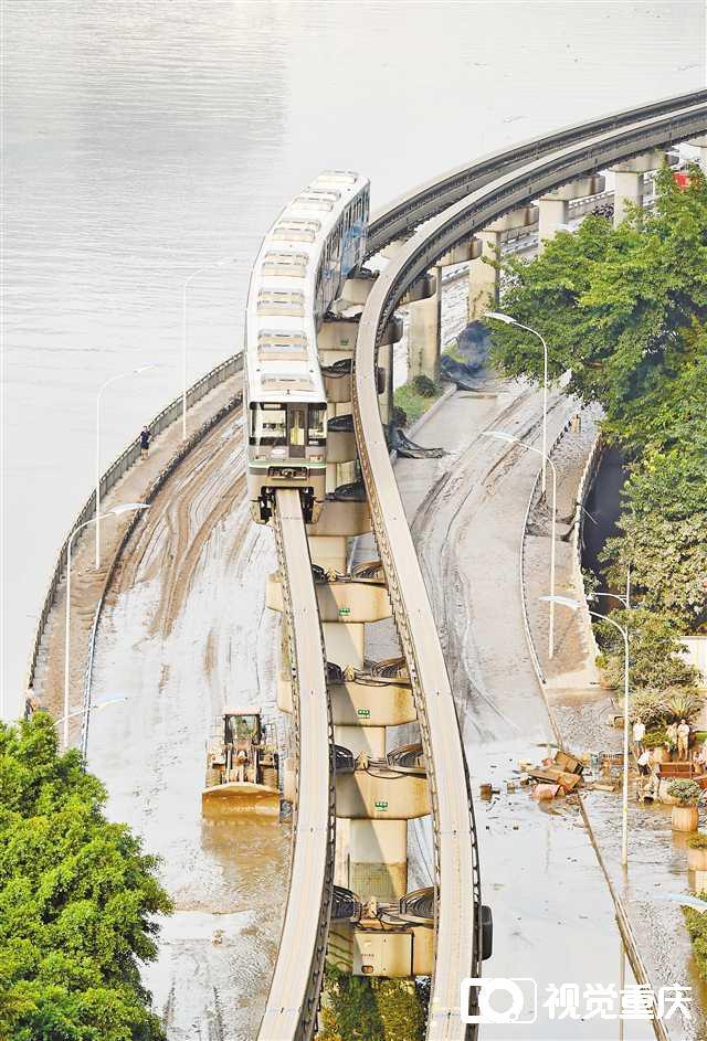 告别“水上列车” 嘉滨路大溪沟路段恢复通行 