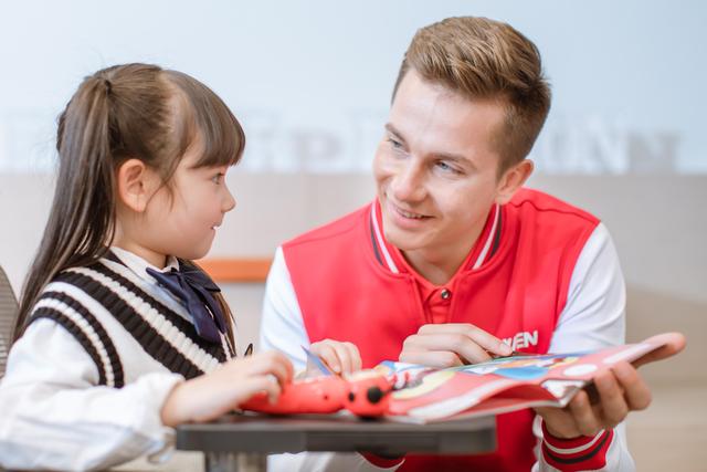 幼儿英语课程在亲子共学中的独特魅力