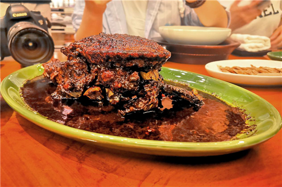 凭借极致传统中国味 “长安壹号”俘获山城食客刁钻舌尖