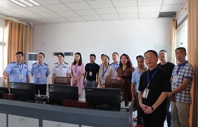 永川区公安局特邀监督员开展公安监所建设专项督检