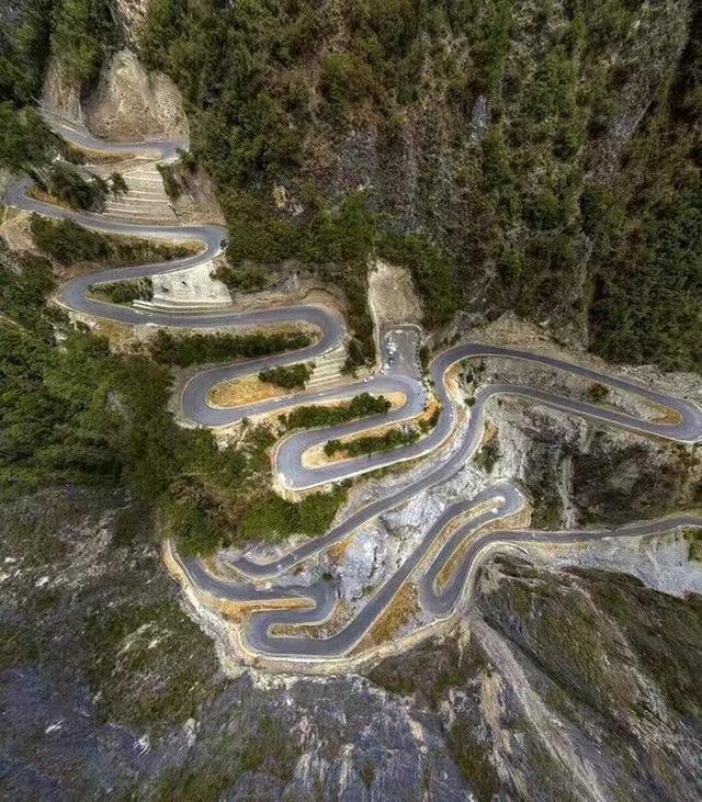 10年8个亿修路负债累累 致富全村的巴拉格宗背后故事