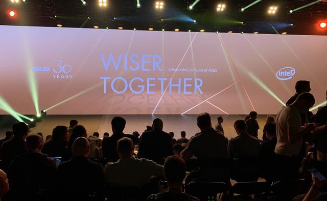 开启COMPUTEX 2019 ,华硕推出RT-AX95Q三频Mesh路由