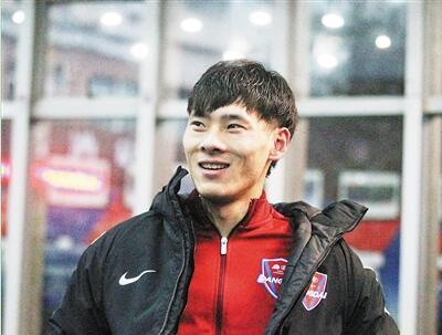 在刘欢转会北京国安后,刘乐加盟了当代力帆