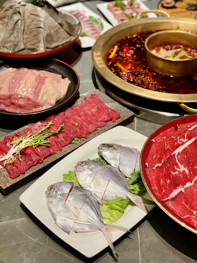 点评上收藏过万的网红火锅长嘉河图火锅一周年啦