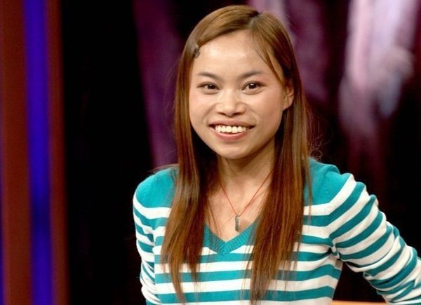 别信好莱坞,罗玉凤经历的才是真美国