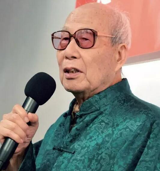 王鼎钧:我的世界是江湖