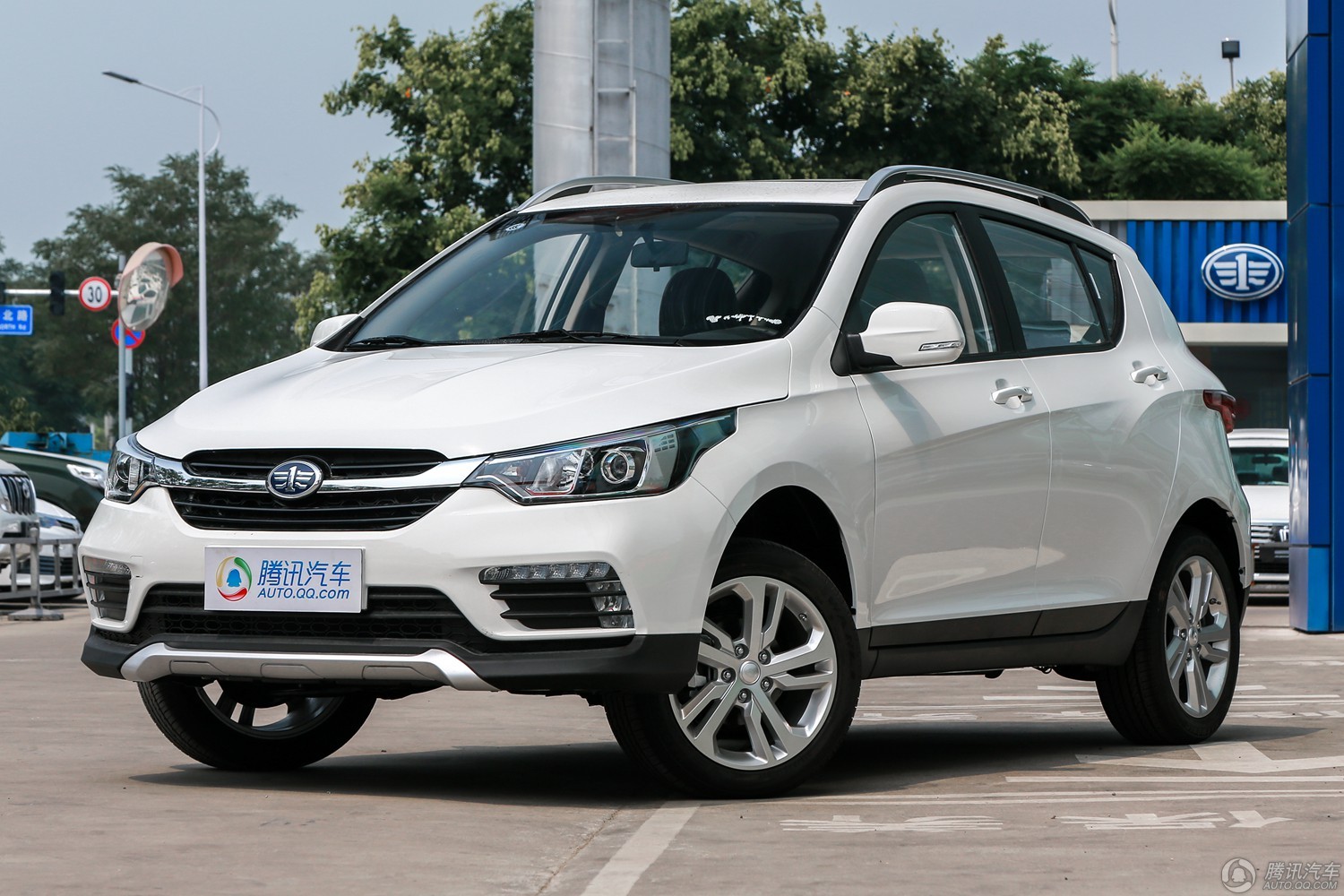 骏派d60外观骏派d60内饰骏派d60细节更多详情请咨询相关经销商经销商