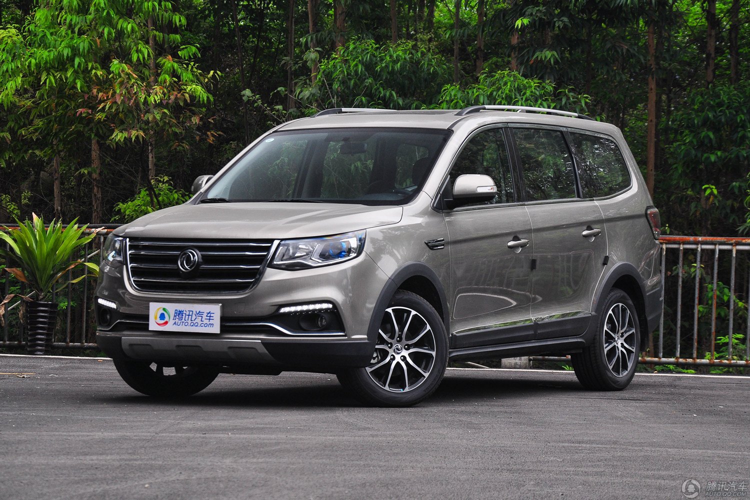 腾讯行情东莞风行sx6最高优惠092万元