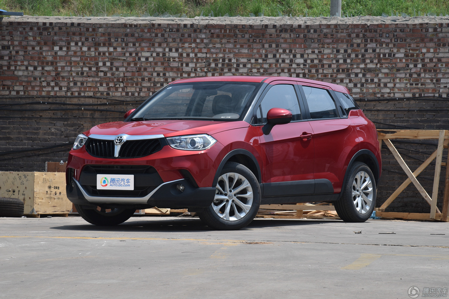 中华v3外观中华v3内饰中华v3细节更多详情请咨询相关经销商经销商名称