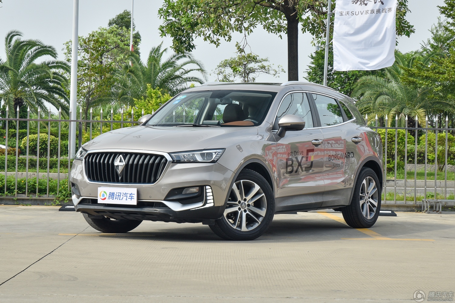 宝沃bx5外观宝沃bx5内饰宝沃bx5细节更多详情请咨询相关经销商经销商