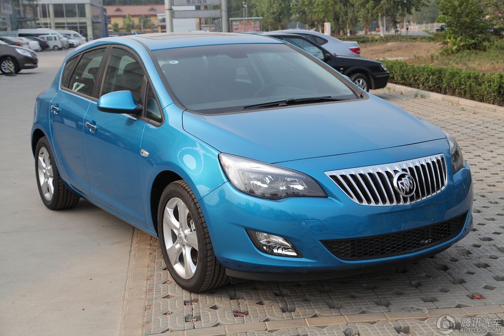 2013款英朗xt依旧搭载了现款车型上的1.6l自然吸气和1.6t涡轮.