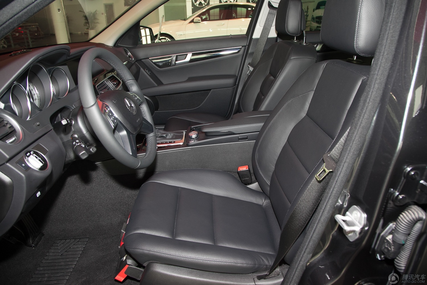 2011款 奔驰c300 时尚型