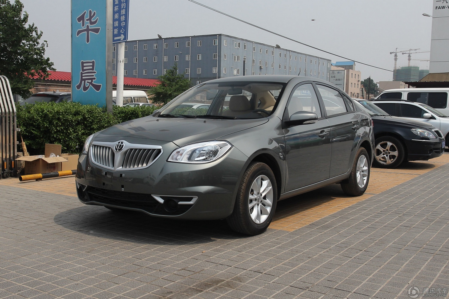 2013款 中華h330 1.5l mt舒適型 (蒙特利爾灰)