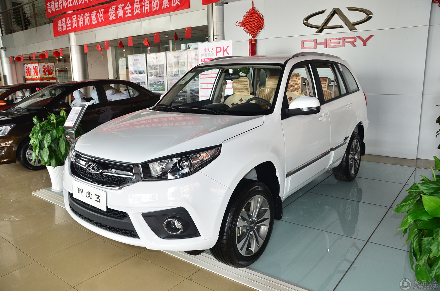 2014款 奇瑞瑞虎3 1.6l mt風尚版