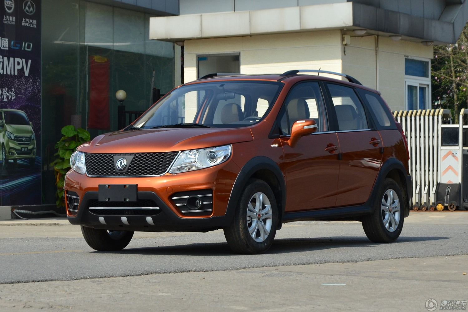 [腾讯行情]宜昌 东风风行景逸x3降3000元